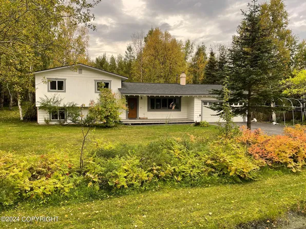 14950 Terrace Ln, Eagle River, AK 99577