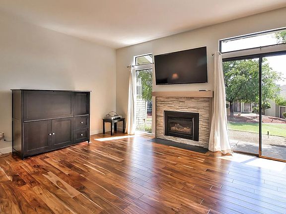 4th image of 335 Donnas Ln