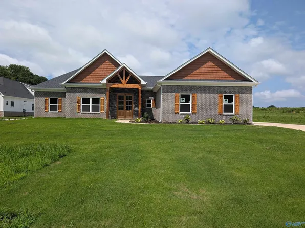 114 Treva Ln, Hazel Green, AL 35750