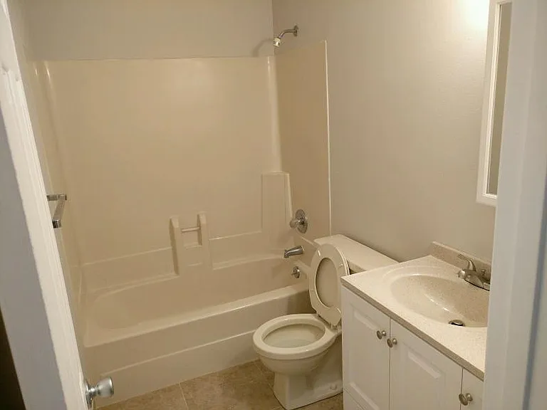 640 Sandalwood Dr — Photo 10