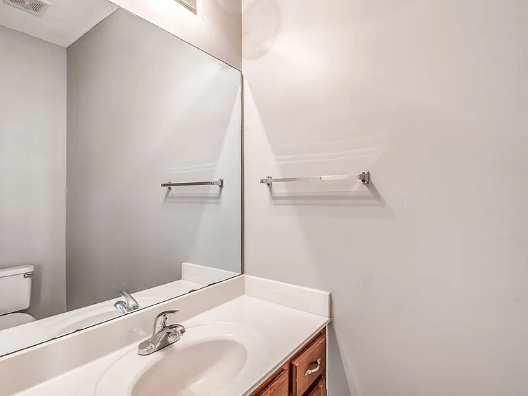 9461 Hickory Dr — Photo 22