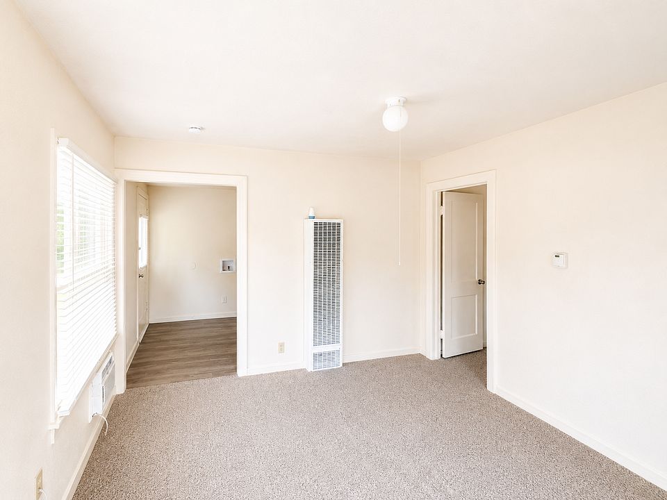 2nd image of 300 Delmar Ct #12