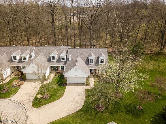 3rd image of 448 E Reserve Dr