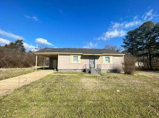 140 E Shelby Dr, Memphis, TN 38109