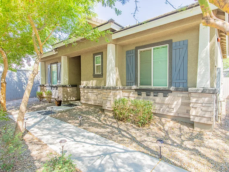 Villas on Olive — Photo 13
