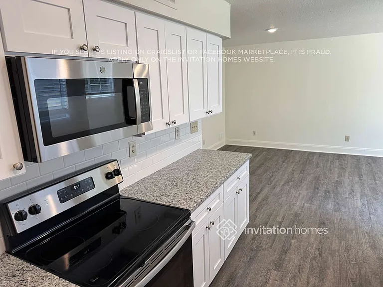 7509 Creekfall Dr — Photo 5