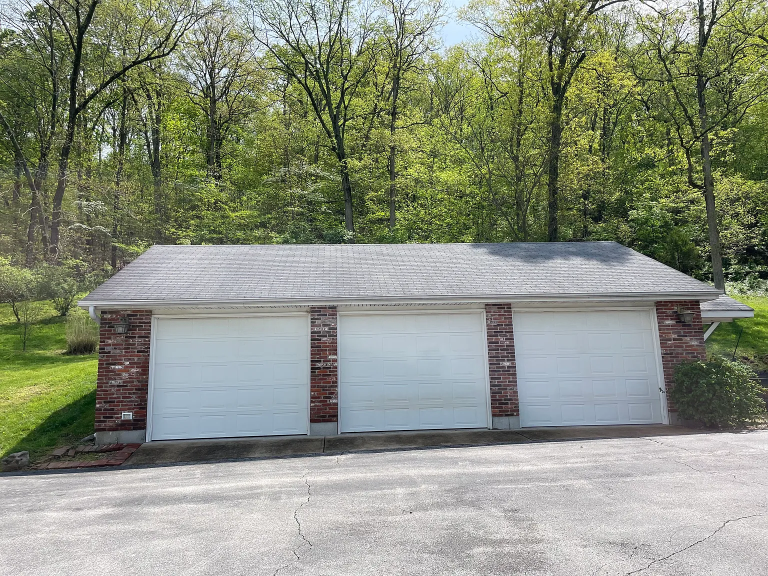 5 bed, 2958 sqft, $900 — Photo 3