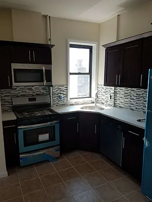 Rented by H L Dynasty Real Estate Corp | media 17