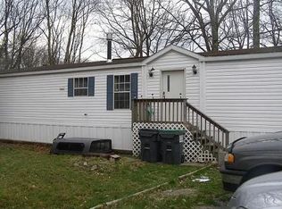 142 Laurel Woods Rd, Greeley, PA 18425