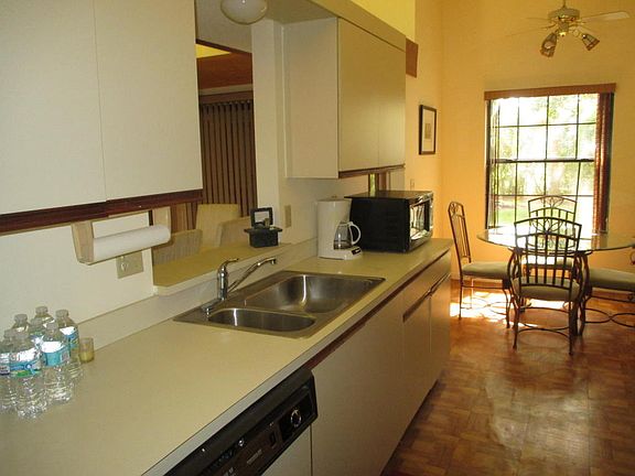 3rd image of 5210 Cortez Ct