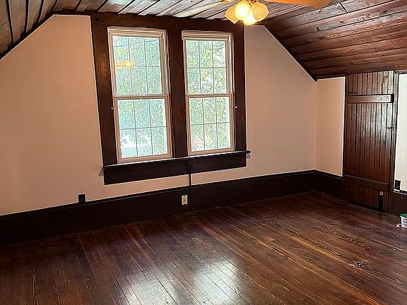 2nd view of first bedroom 