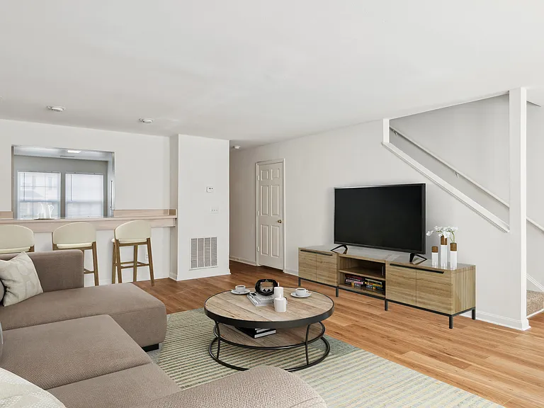 Broadwater Townhomes — Photo 2