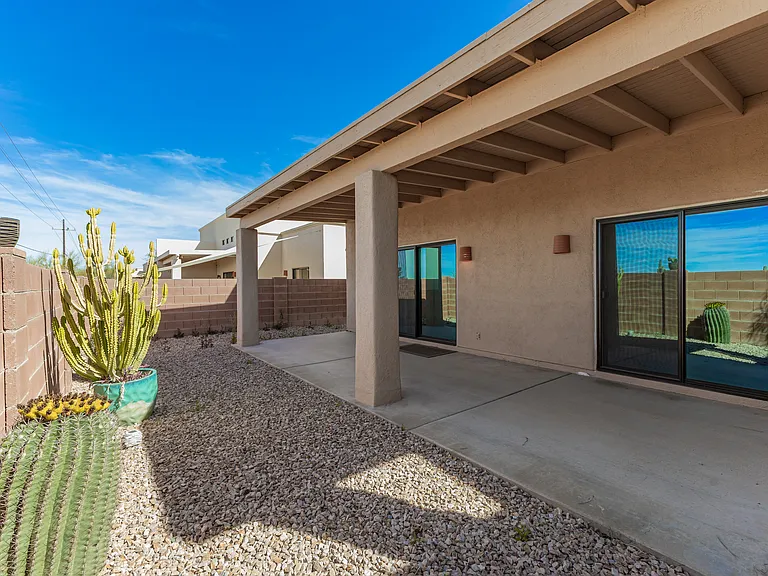 8119 N Peppersauce Dr — Photo 28