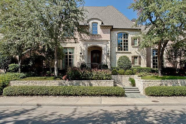 1st image of 6929 Forest Glen Blvd