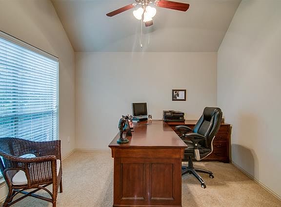 4th image of 9336 Niles Ct