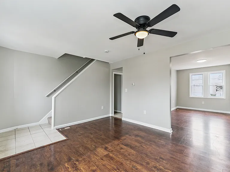 4804 Wrenwood Ave — Photo 6