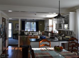 266 83rd St, Stone Harbor, NJ 08247