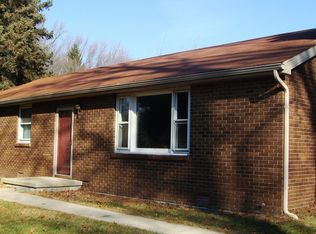 6004 Huntington Rd, Sylvania, OH 43560