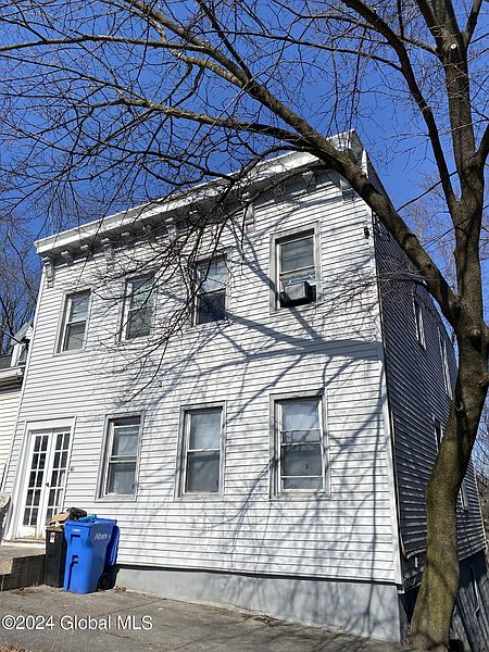 2nd image of 61 McCarty Avenue