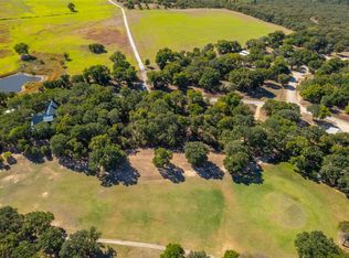 120 W Huron Cir, Nocona, TX 76255