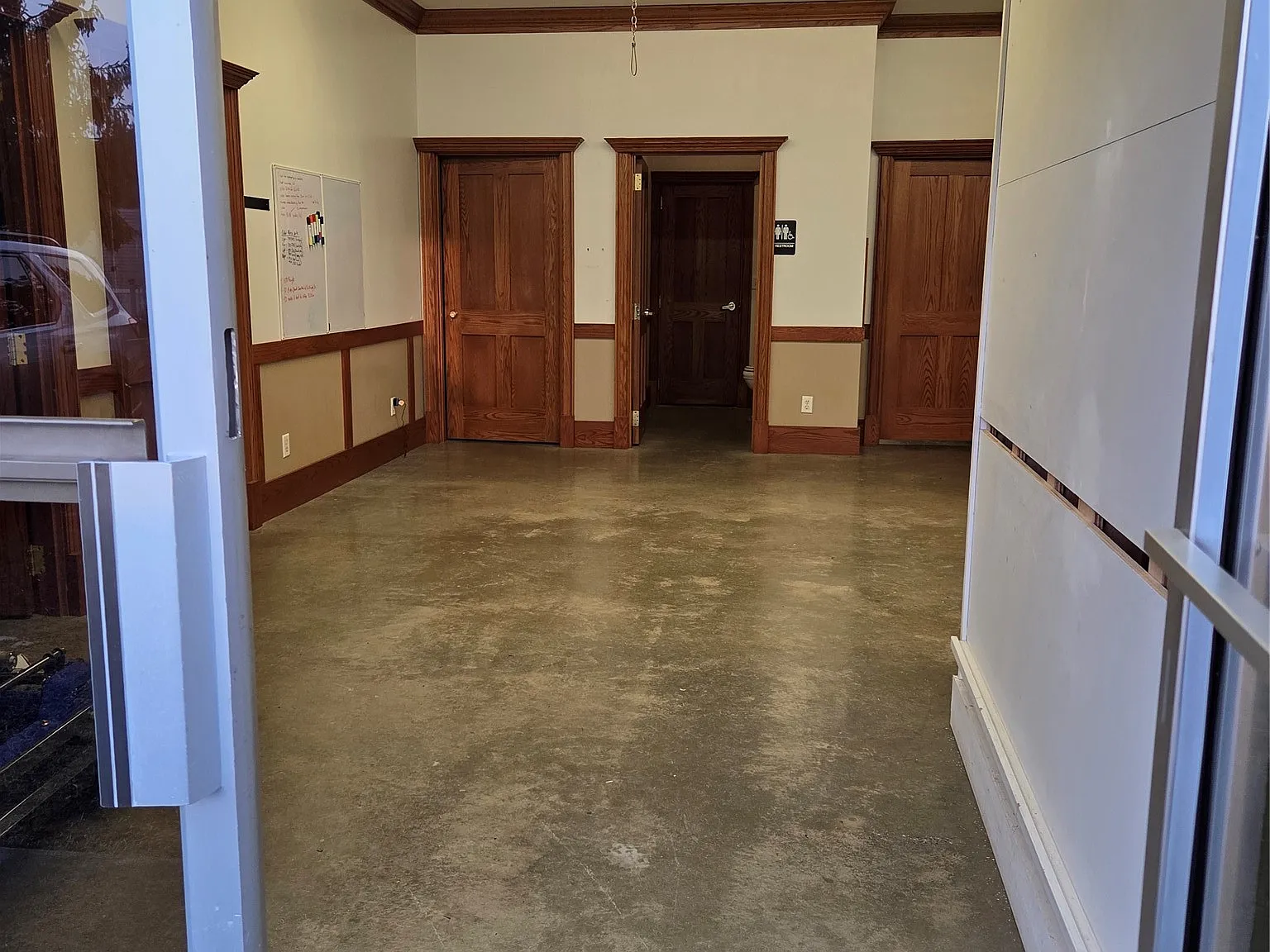 Studio, $1,500 — Photo 2