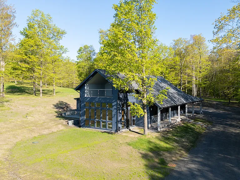 323 Haddock Hill Rd — Photo 23