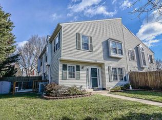 6110C Hoskins Hollow Cir, Centreville, VA 20121
