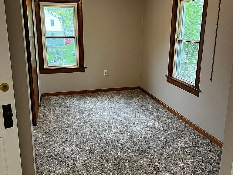233 Superior St — Photo 23