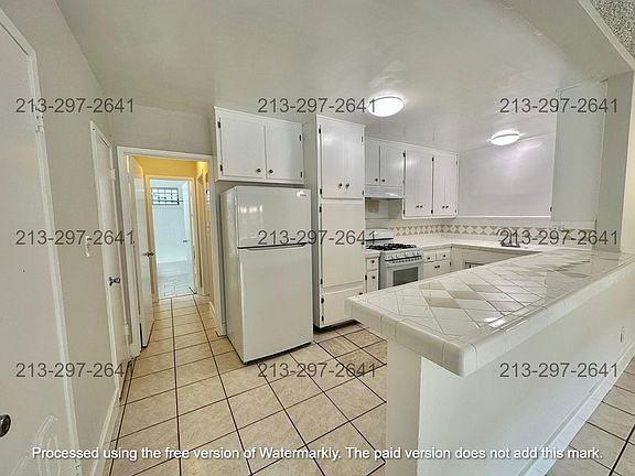 3rd image of 6153 Lexington Ave APT 7
