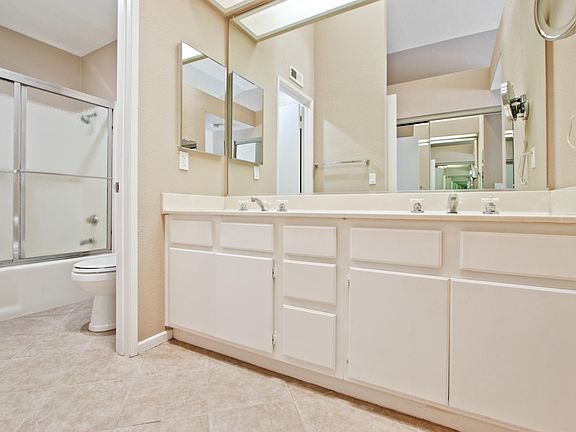 2nd image of 13572 Eucalyptus St