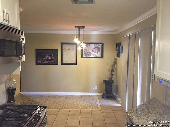 5th image of 3934 Big Meadows St