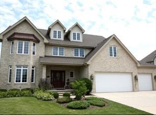 608 Rookery Ln, Joliet, IL 60431