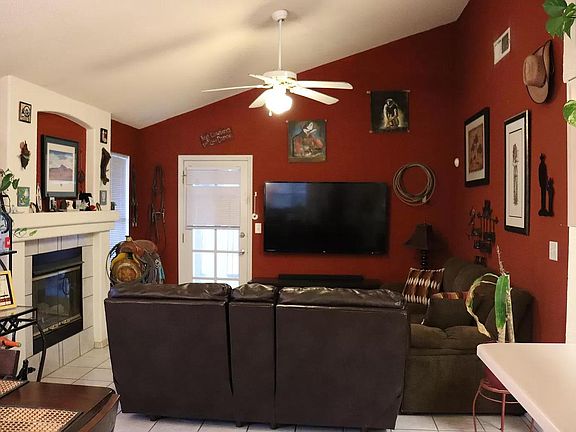 3rd image of 11837 Fiddlewood Ln