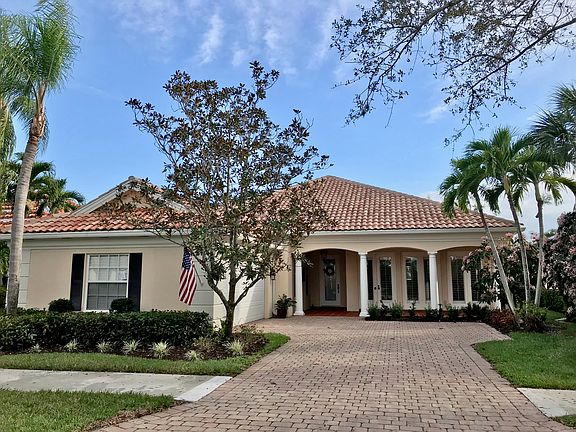 Carlyle front elevation