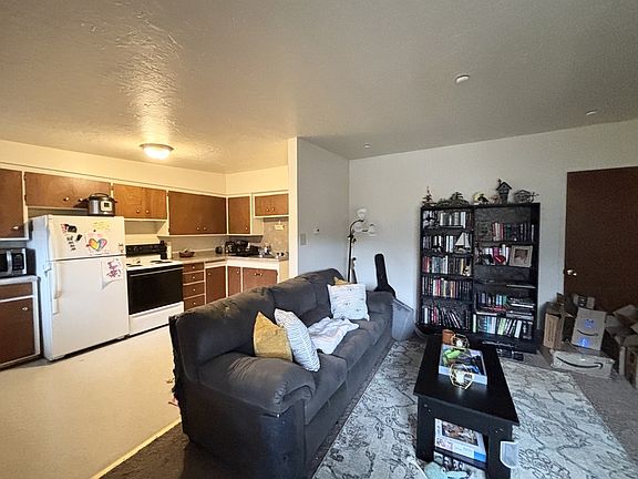2nd image of 472 E Granite Ave APT 3
