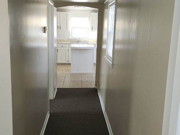5th image of 14208 Langley Ave #2