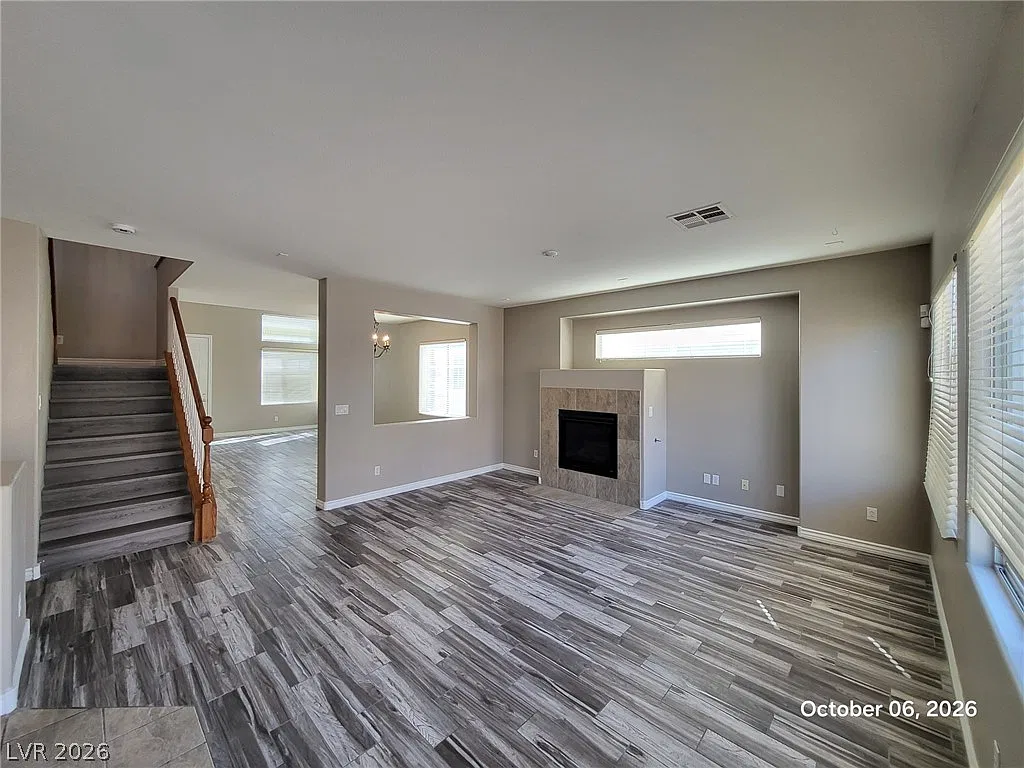 4 bed, 3.0 bath, 2508 sqft, $2,195 — Photo 4