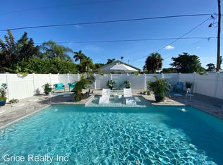697 93rd Ave N UNIT N, Naples, FL 34108
