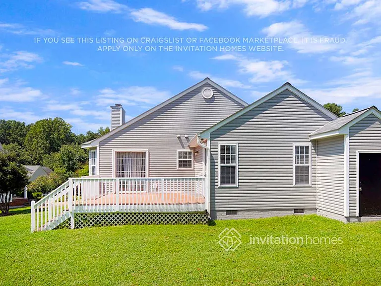 601 Flicker Ct — Photo 24