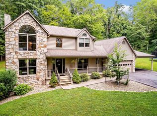 29 Hickory Ridge Rd, Morgantown, WV 26508