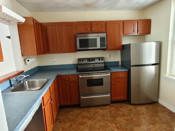 92 Gordon St, Brighton, MA