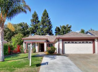 11 Emporia Ct, Elk Grove, CA 95758