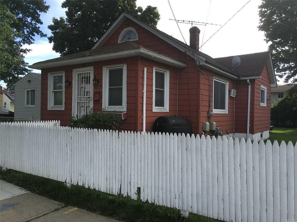 1st image of 253 Wright St