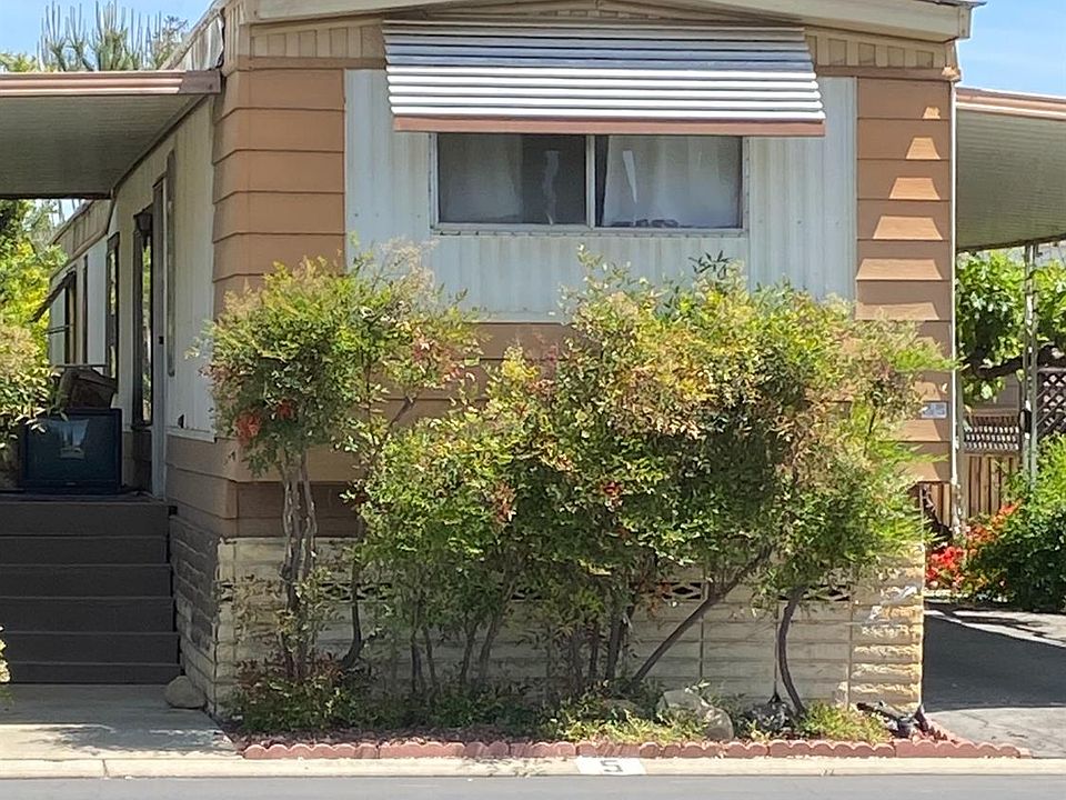 1st image of 250 E Las Palmas Ave #5