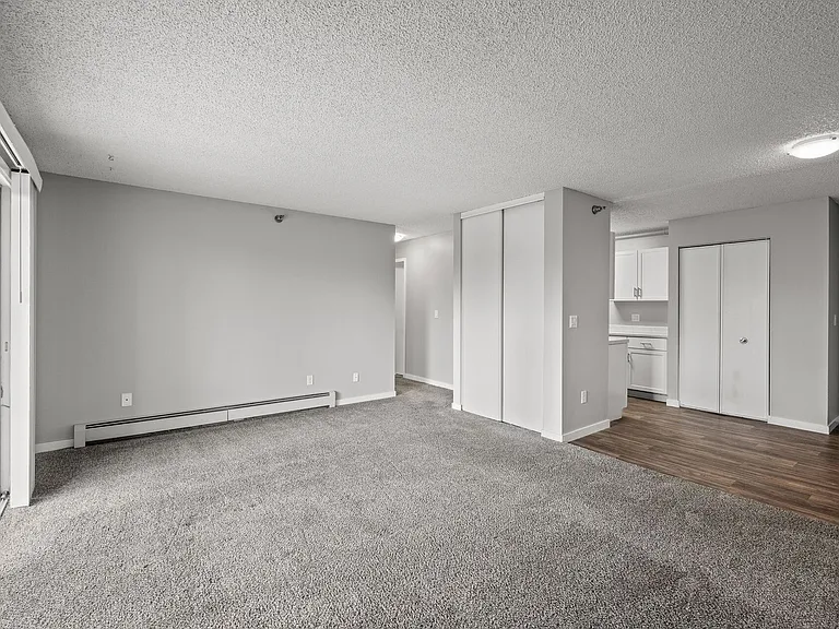 Hillcrest Place — Photo 56