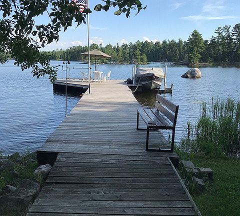 you can dance on this dock :