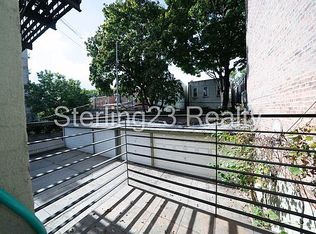 32-18 34th St #1R1, Astoria, NY 11106
