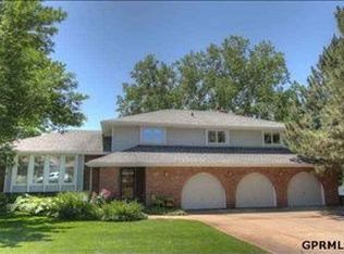 530 Lakehurst Dr, Waterloo, NE 68069
