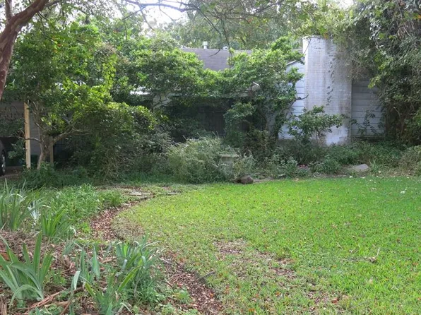 6009 Feagan St, Houston, TX 77007