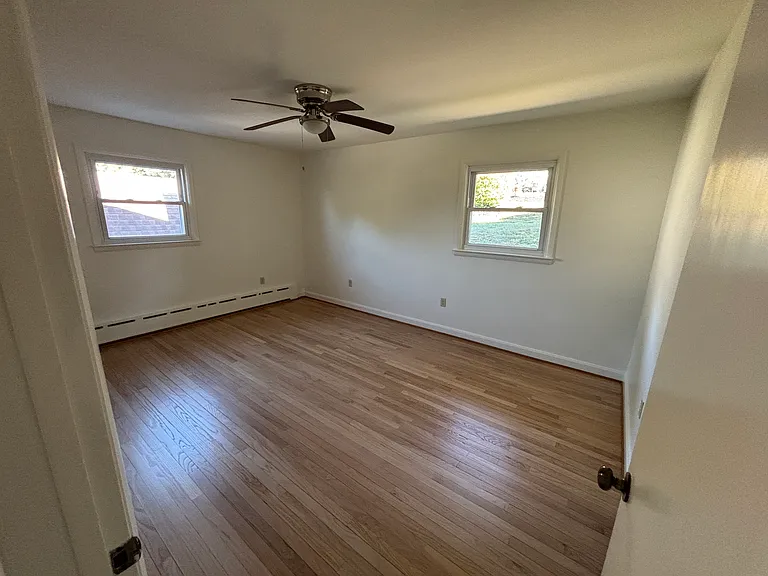 657 Main St — Photo 5